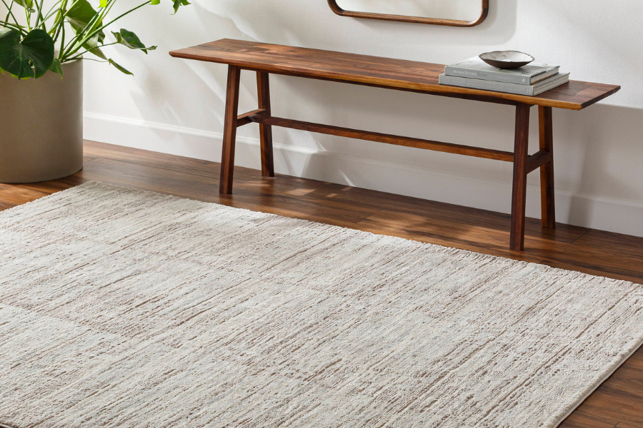 What Type of Rug is Best for a Small Bedroom?