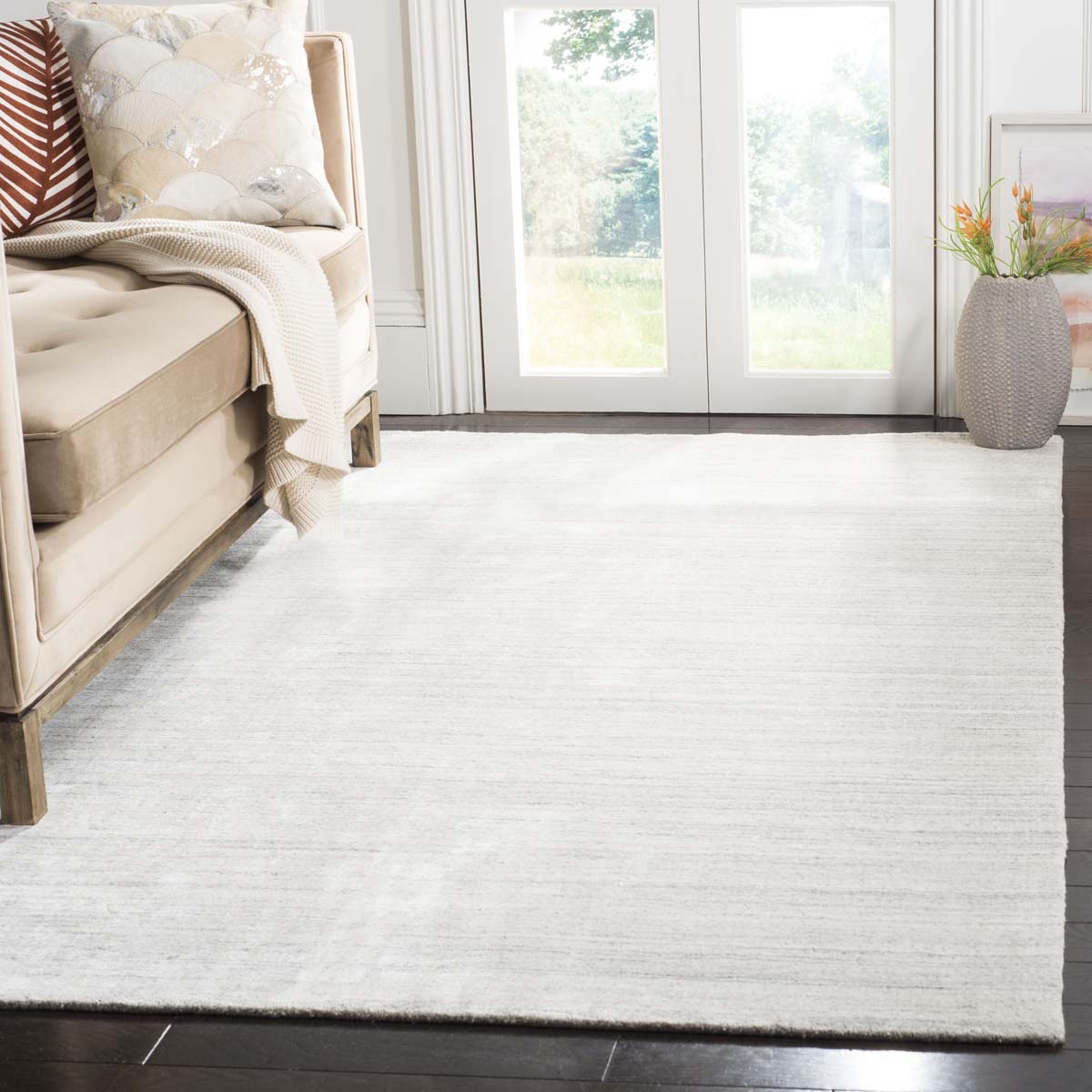 Light textured washable rug in modern living room setting